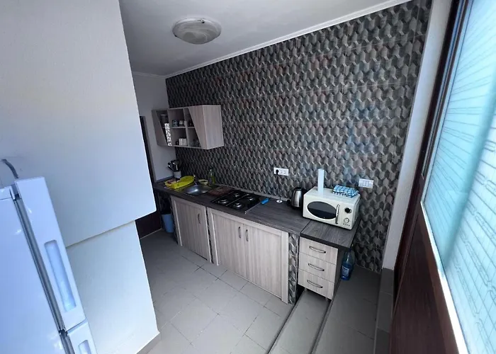 Amy Asterias 홈스테이 데포리노드