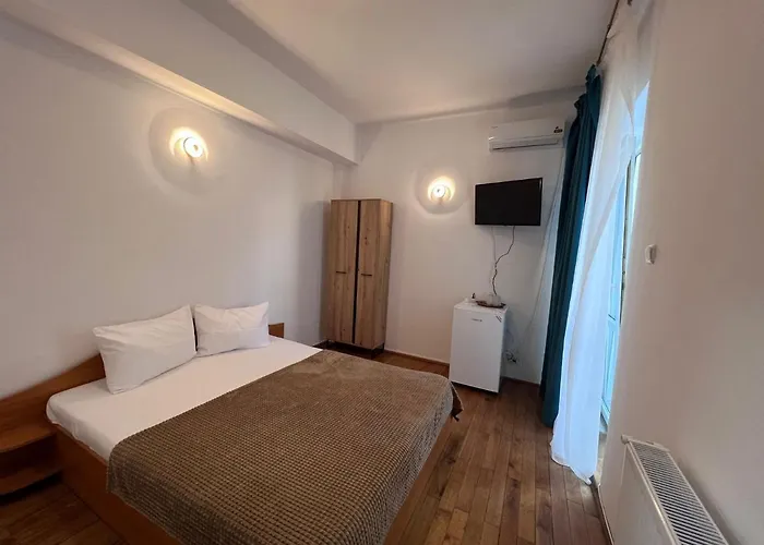 Amy Asterias 홈스테이 데포리노드