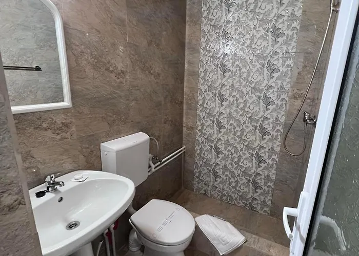 Amy Asterias 홈스테이